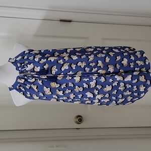 C&E Size M Sleeveless Blue with White, Yellow & Black Floral Pattern Shift Dress